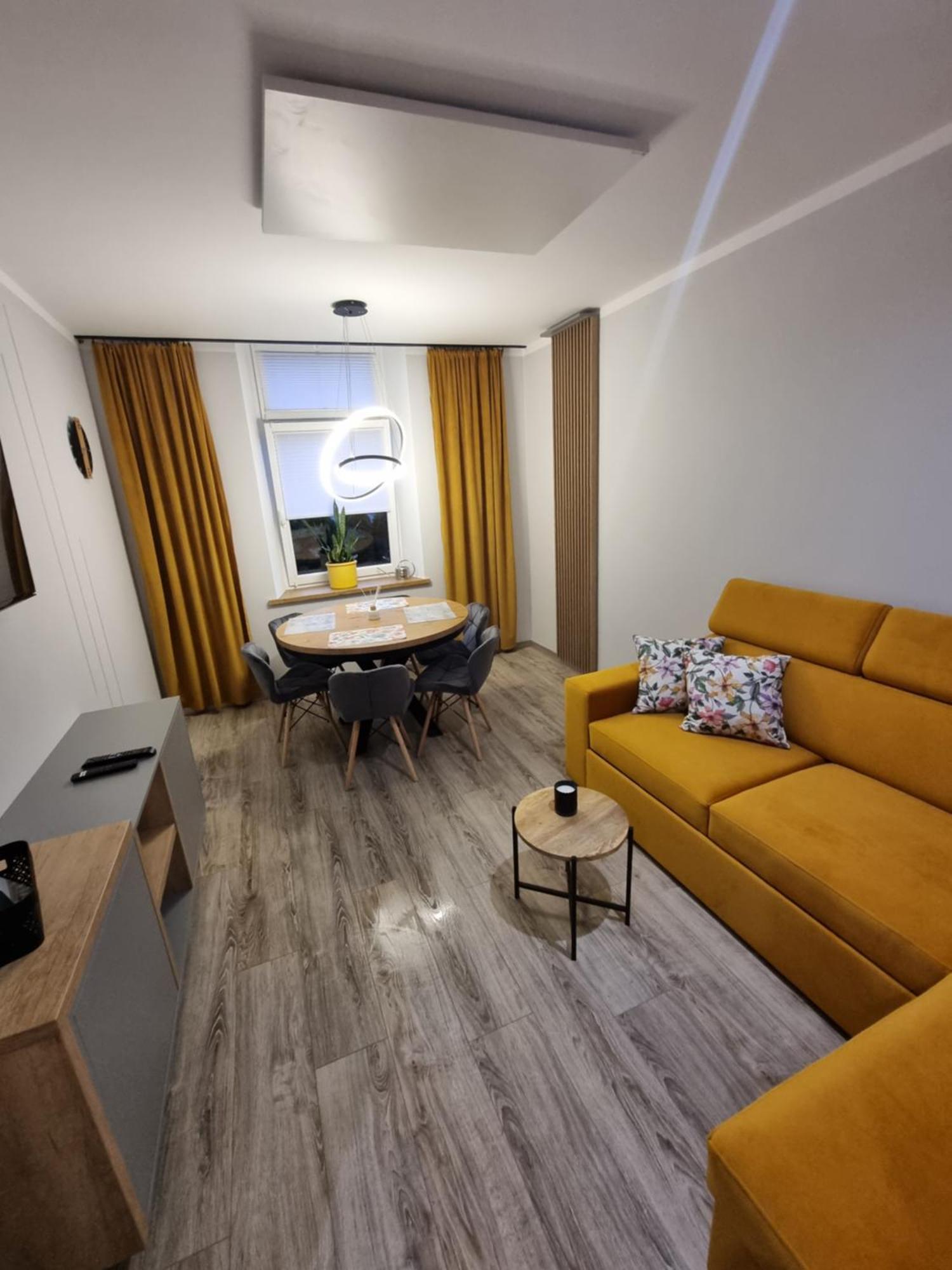 Apartament Lux Lemon Jelenia Góra Εξωτερικό φωτογραφία