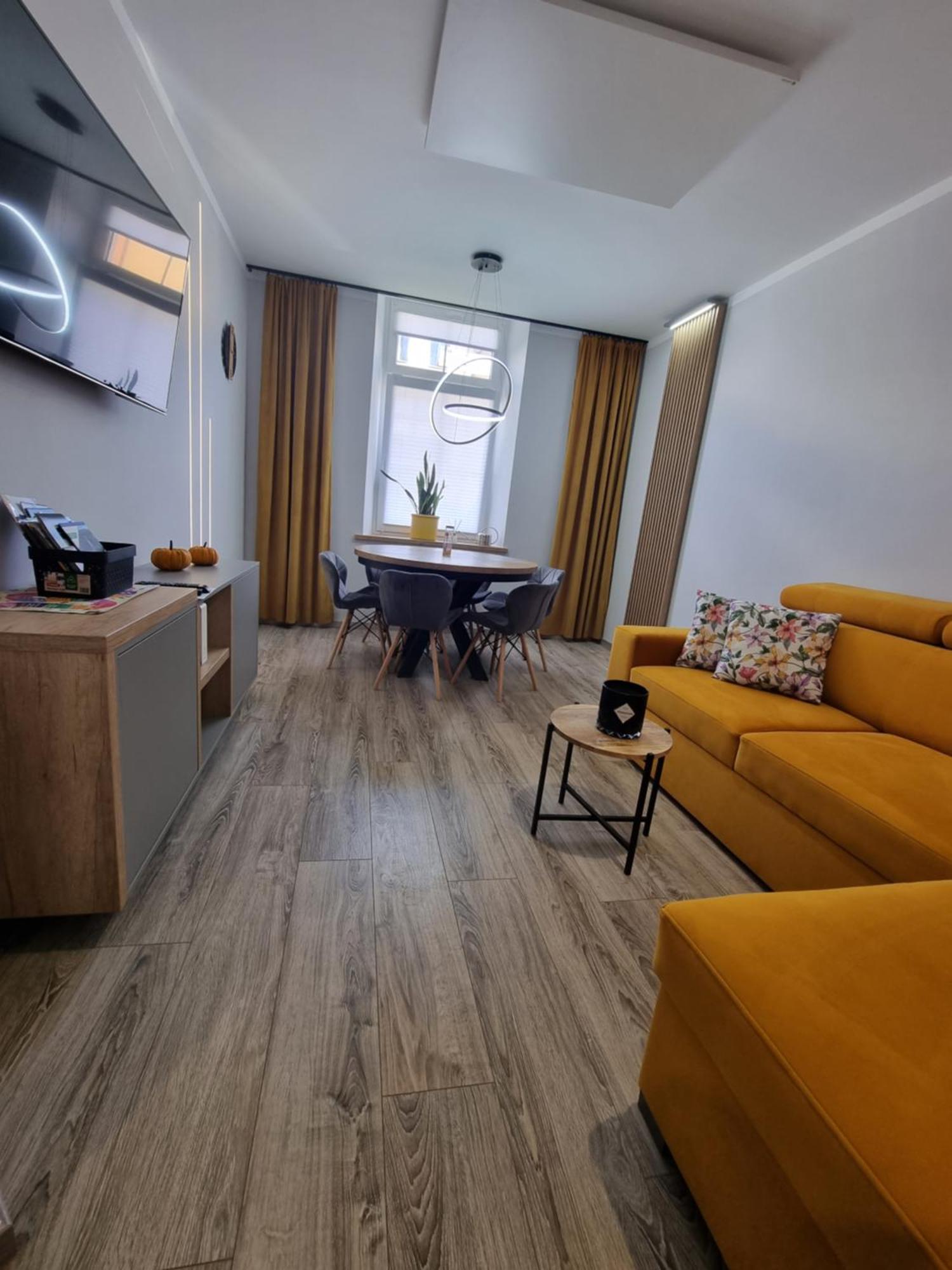 Apartament Lux Lemon Jelenia Góra Εξωτερικό φωτογραφία