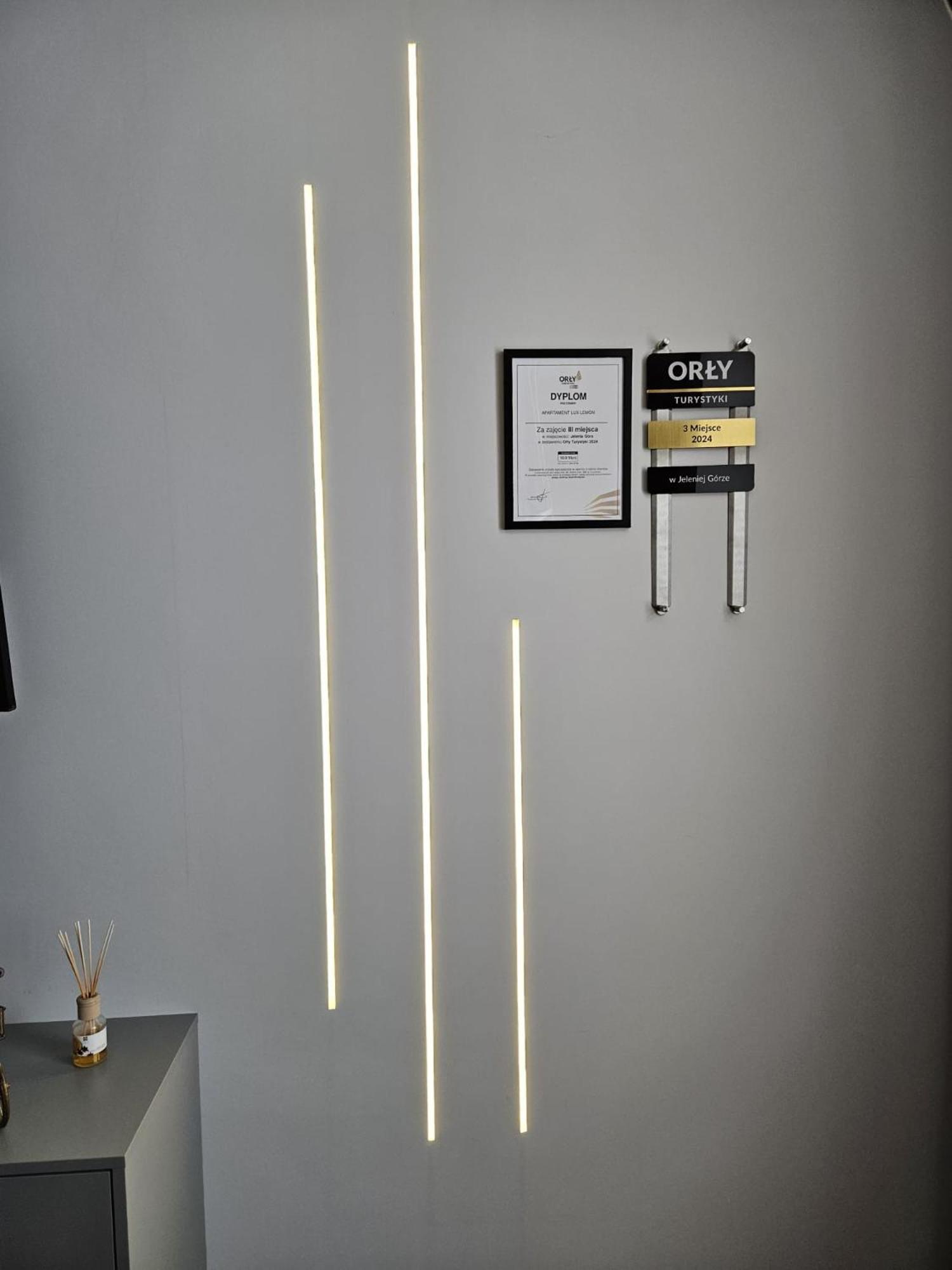 Apartament Lux Lemon Jelenia Góra Εξωτερικό φωτογραφία